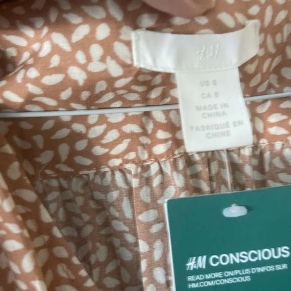 H&M set , top size 8, skirt size S - Picture 5 of 9